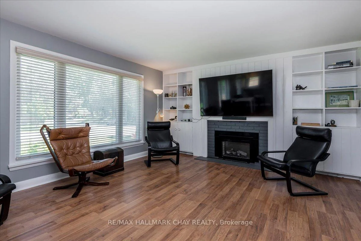Photo 16 of 69 Rodney Street, Barrie, Codrington — HOMEH