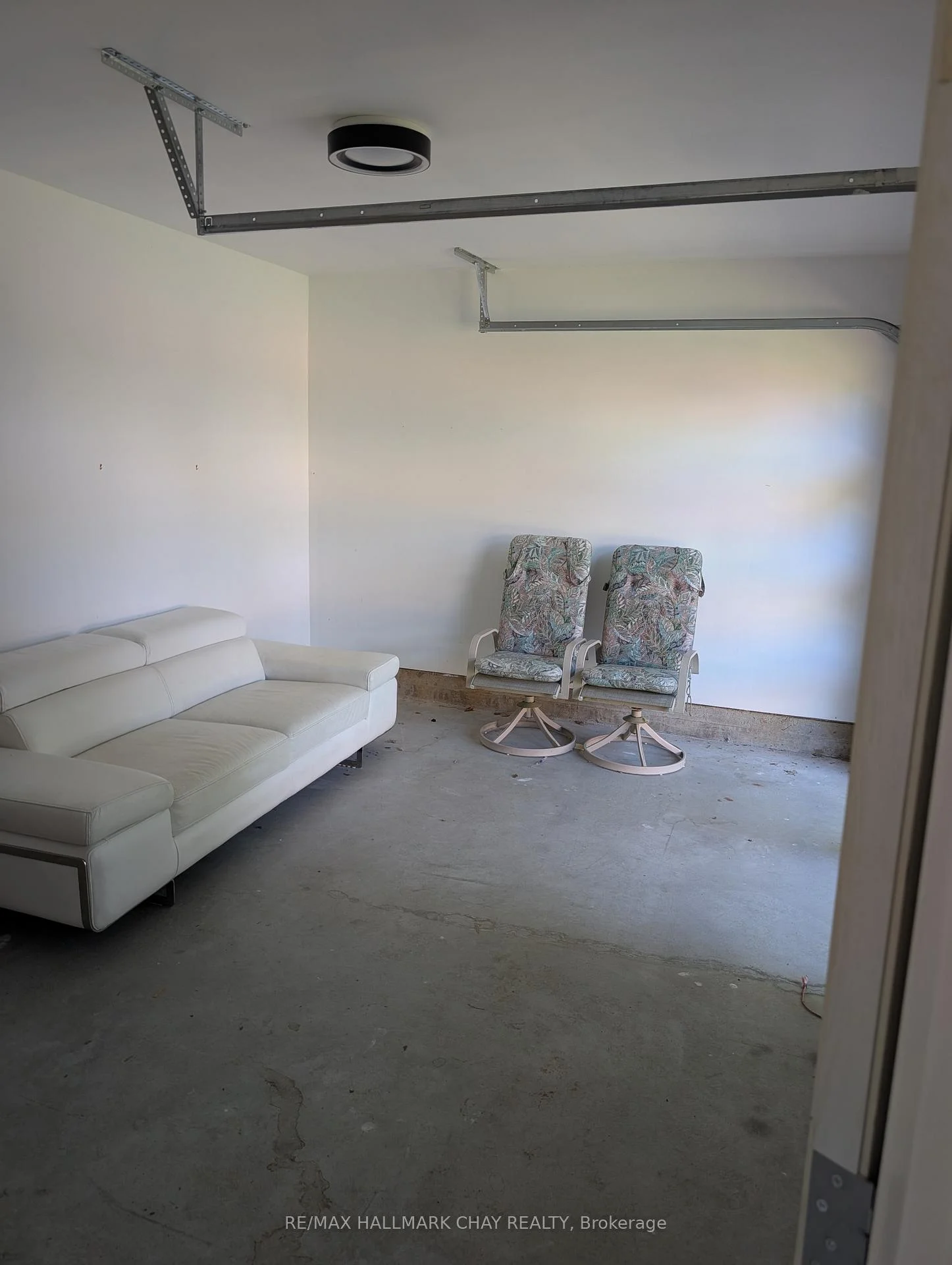 Photo 94 of 69 Rodney Street, Barrie, Codrington — HOMEH