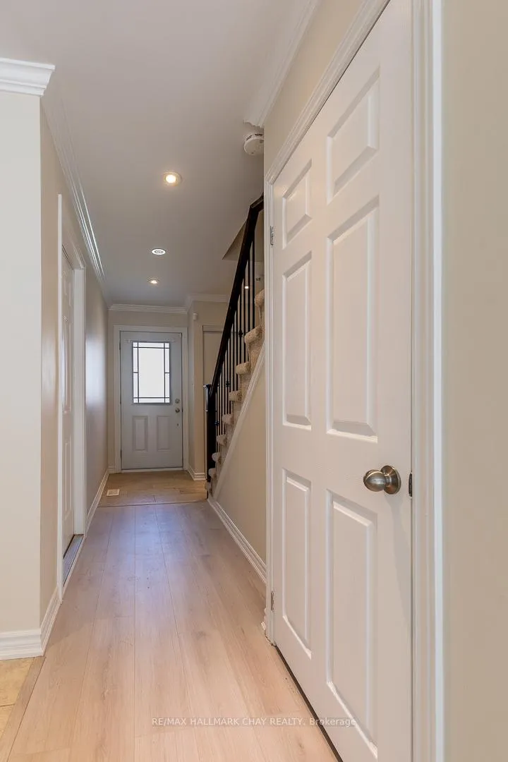 Photo 3 of Unit 2, 12 Lankin Boulevard, Orillia — HOMEH