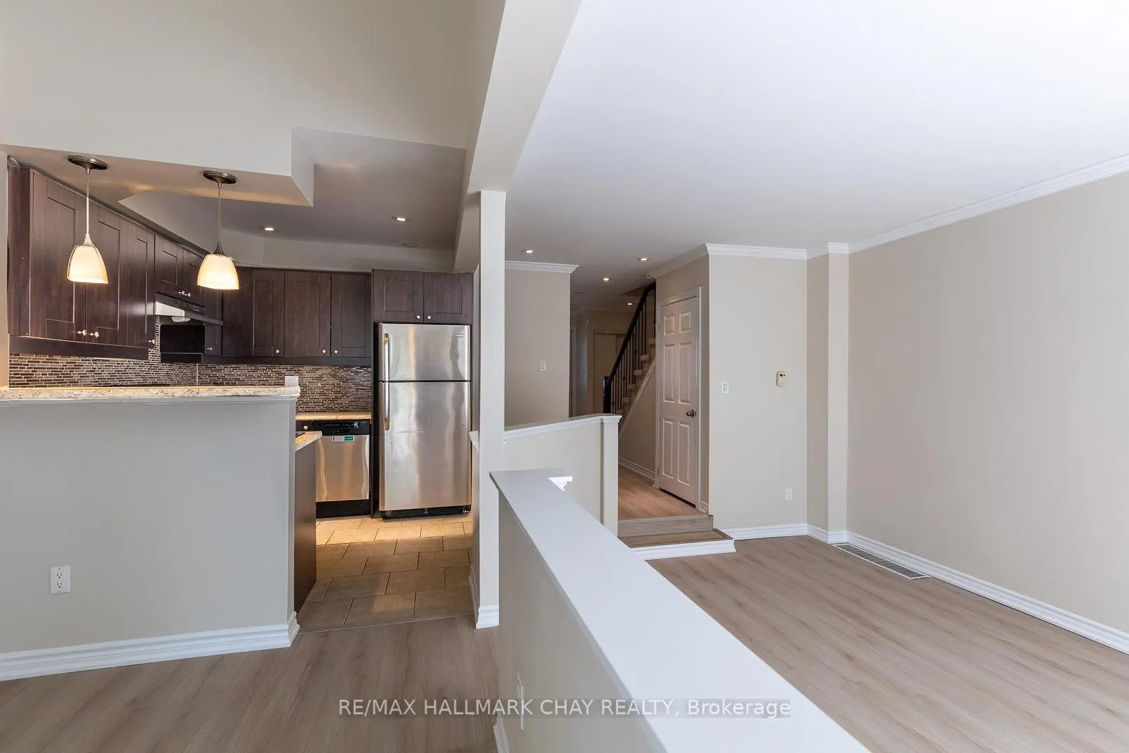 Photo 7 of Unit 2, 12 Lankin Boulevard, Orillia — HOMEH