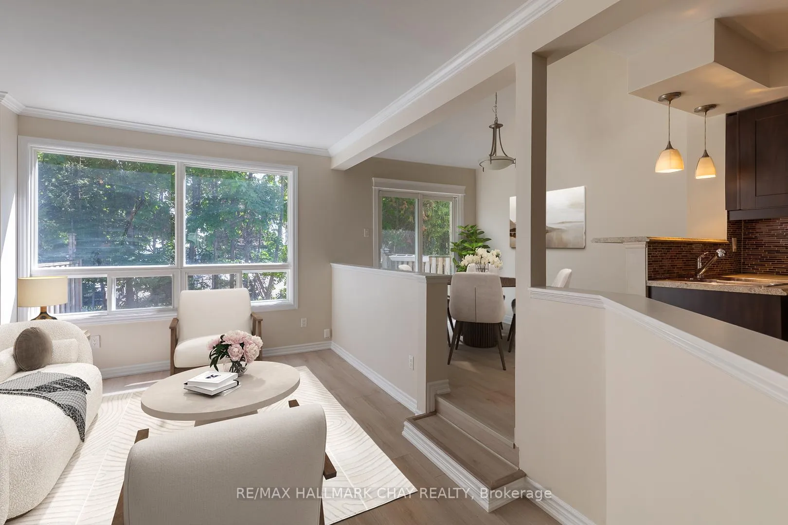 Photo 9 of Unit 2, 12 Lankin Boulevard, Orillia — HOMEH