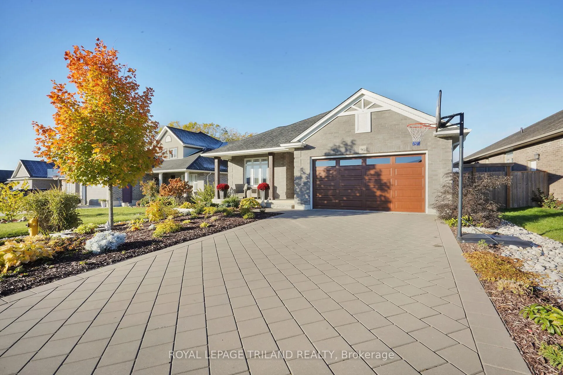 Photo 1 of 95 Brooker Trail, Thames Centre, Thorndale — HOMEH
