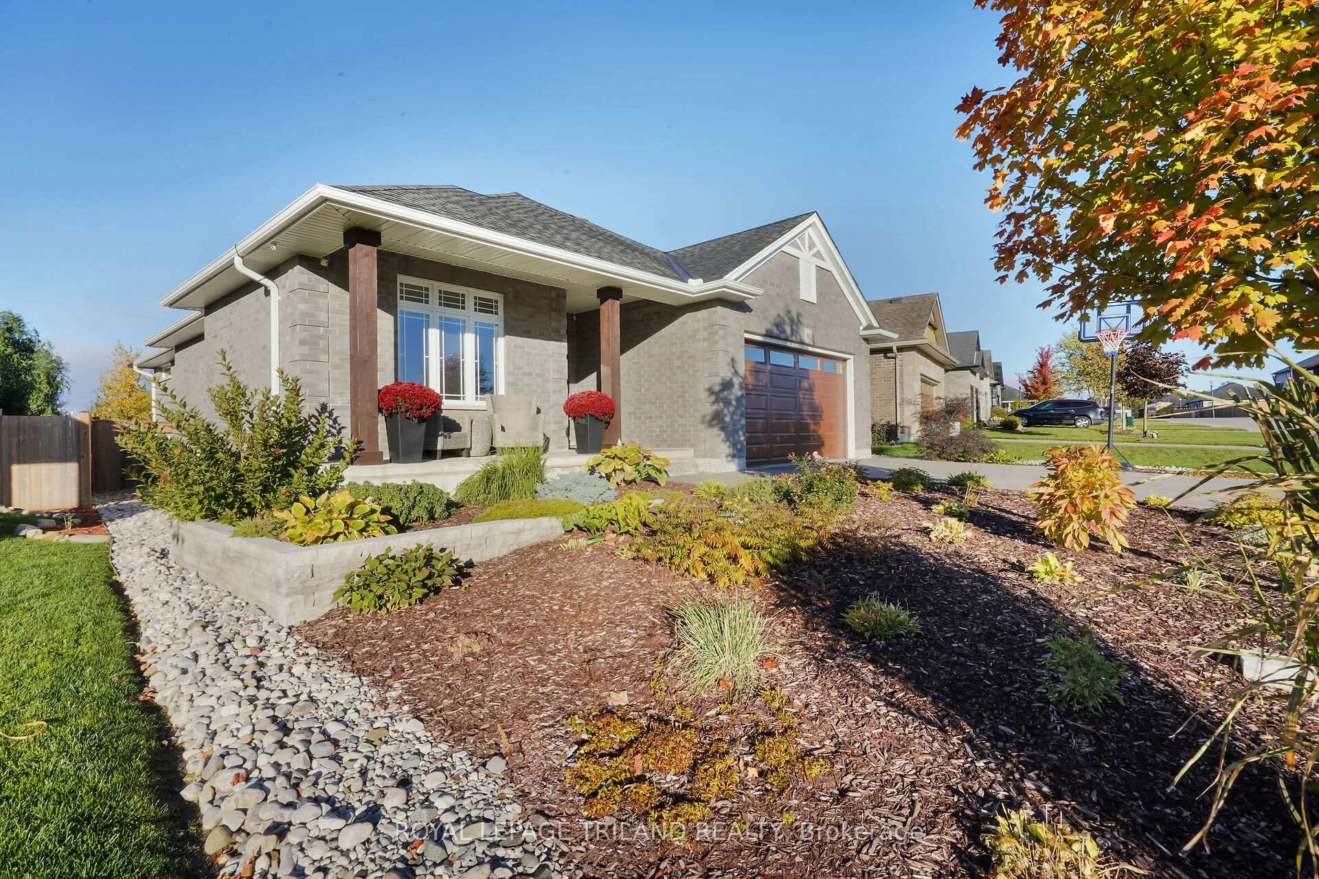 Photo 3 of 95 Brooker Trail, Thames Centre, Thorndale — HOMEH