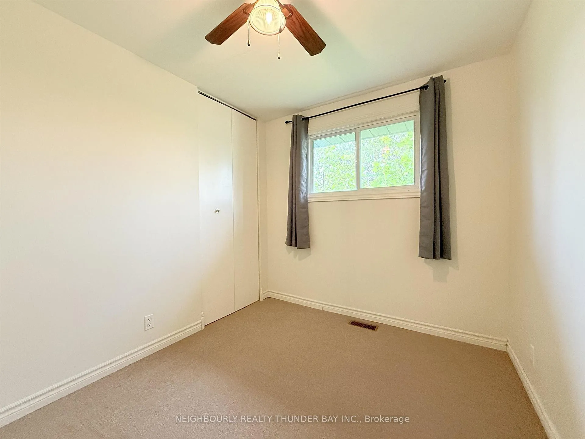 Photo 16 of 148 Newberry Crescent, Thunder Bay, Northwood Park — HOMEH