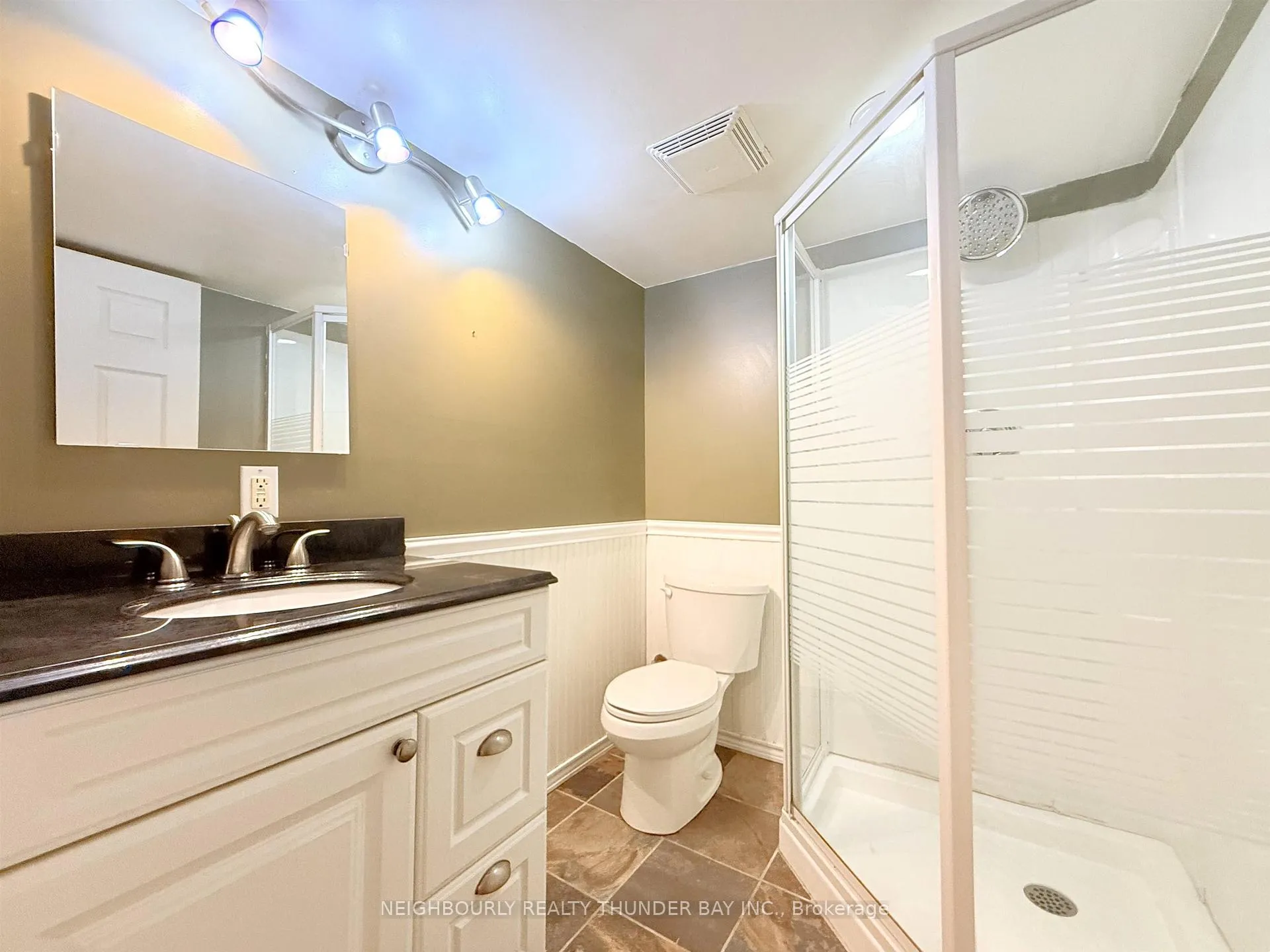 Photo 25 of 148 Newberry Crescent, Thunder Bay, Northwood Park — HOMEH