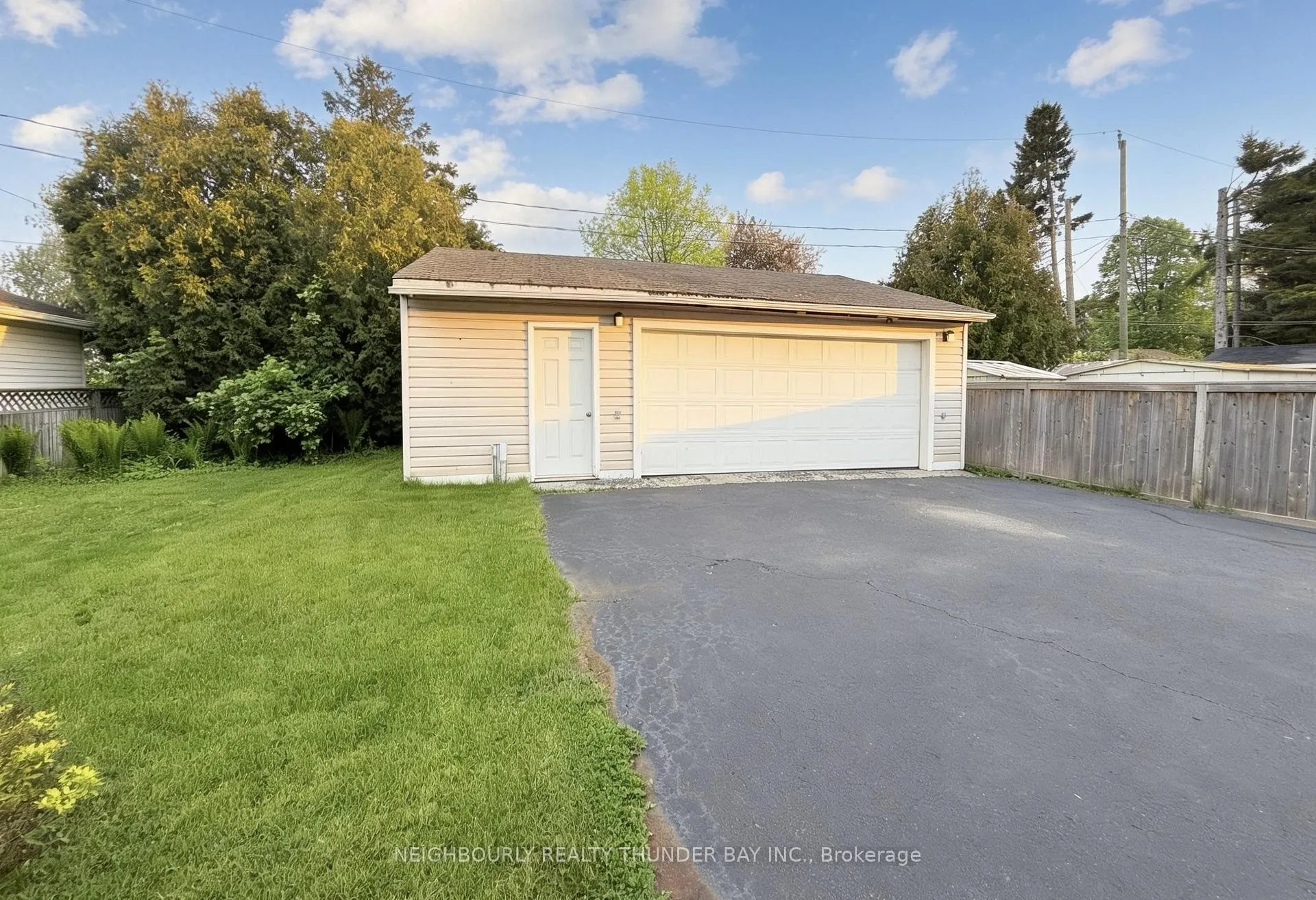 Photo 30 of 148 Newberry Crescent, Thunder Bay, Northwood Park — HOMEH