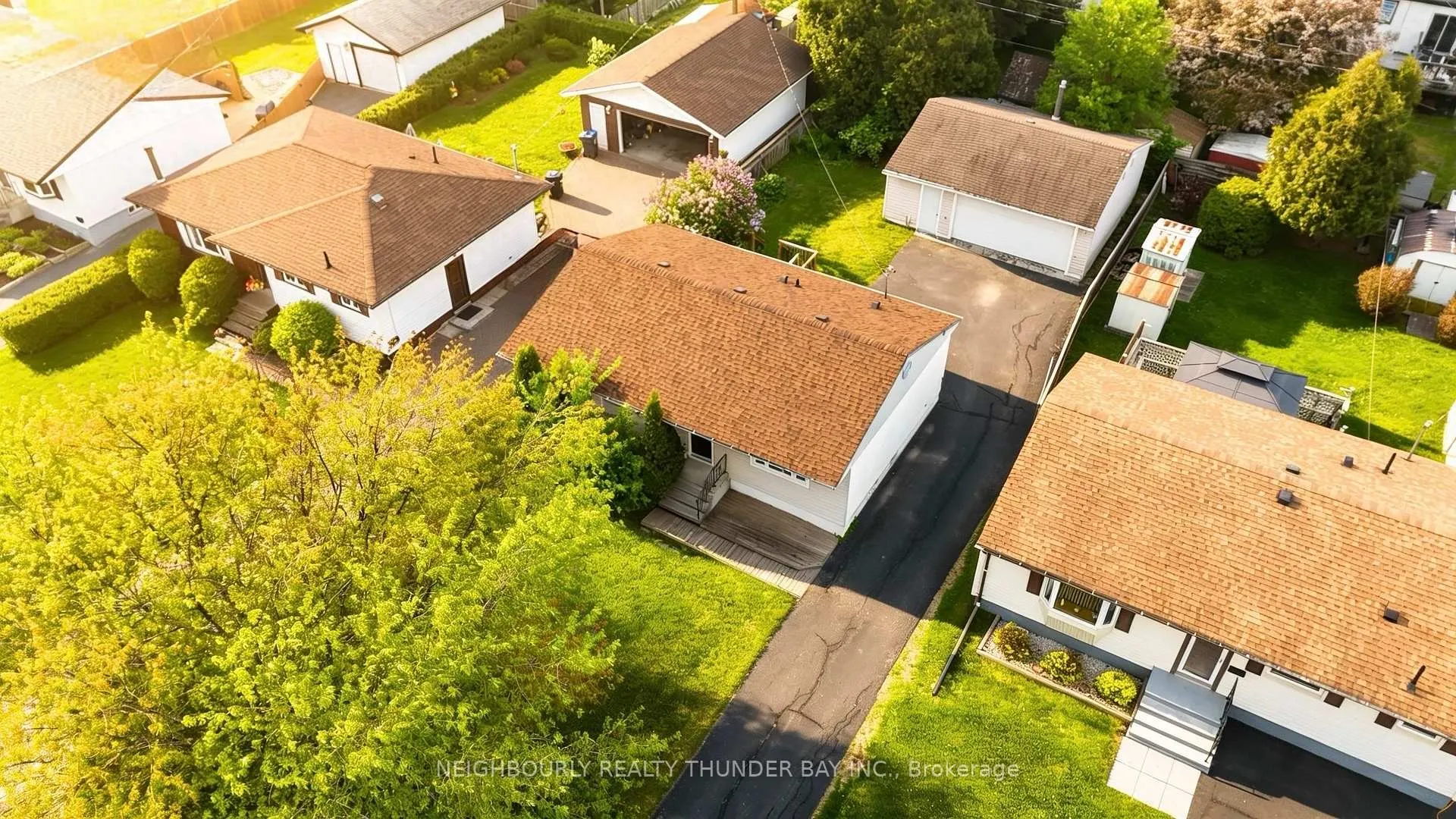 Photo 38 of 148 Newberry Crescent, Thunder Bay, Northwood Park — HOMEH