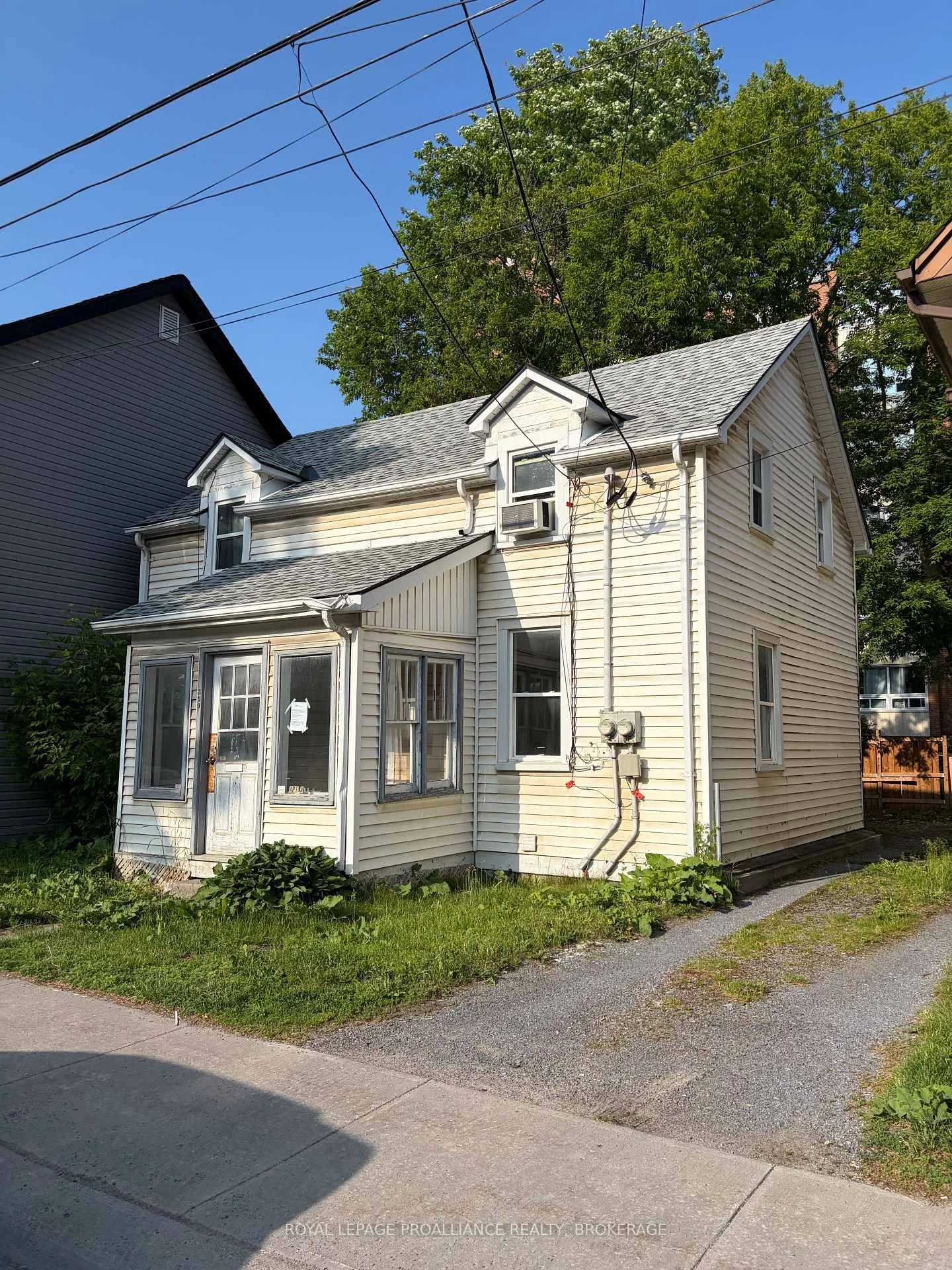 Photo 1 of 359 Division Street, Kingston, East of Sir John A. Blvd — HOMEH