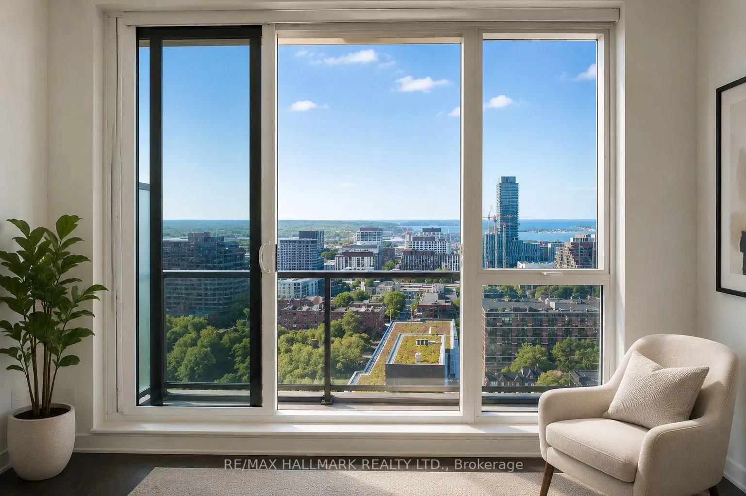 Photo 6 of Unit 2404, 170 Sumach Street, Toronto, Regent Park — HOMEH