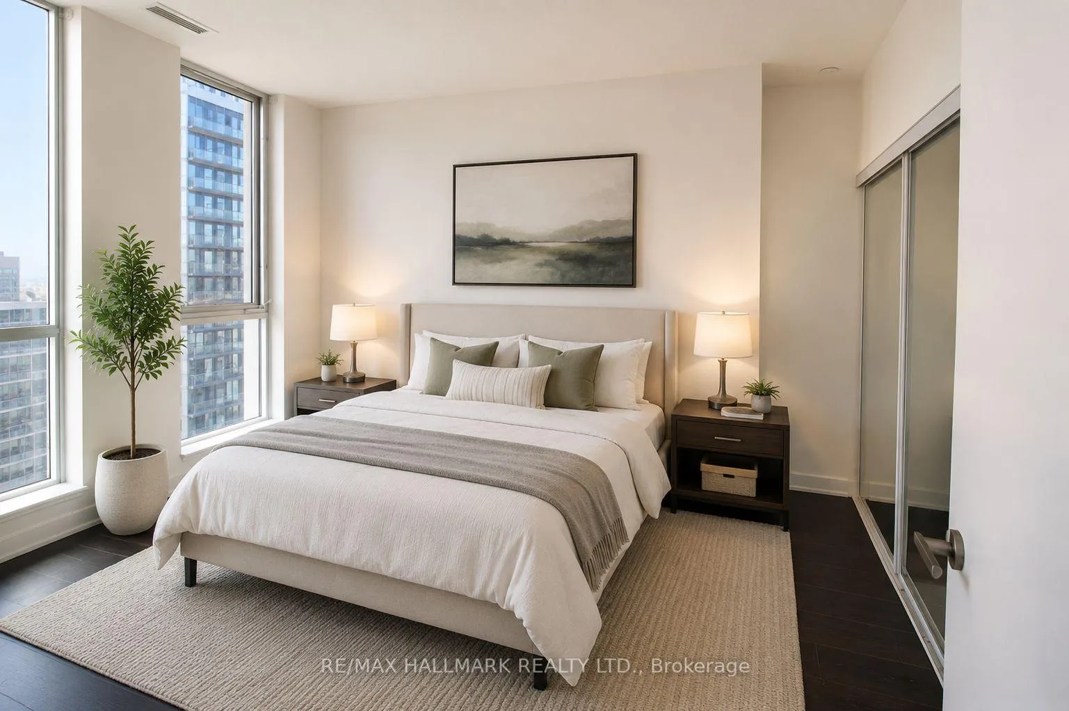 Photo 9 of Unit 2404, 170 Sumach Street, Toronto, Regent Park — HOMEH