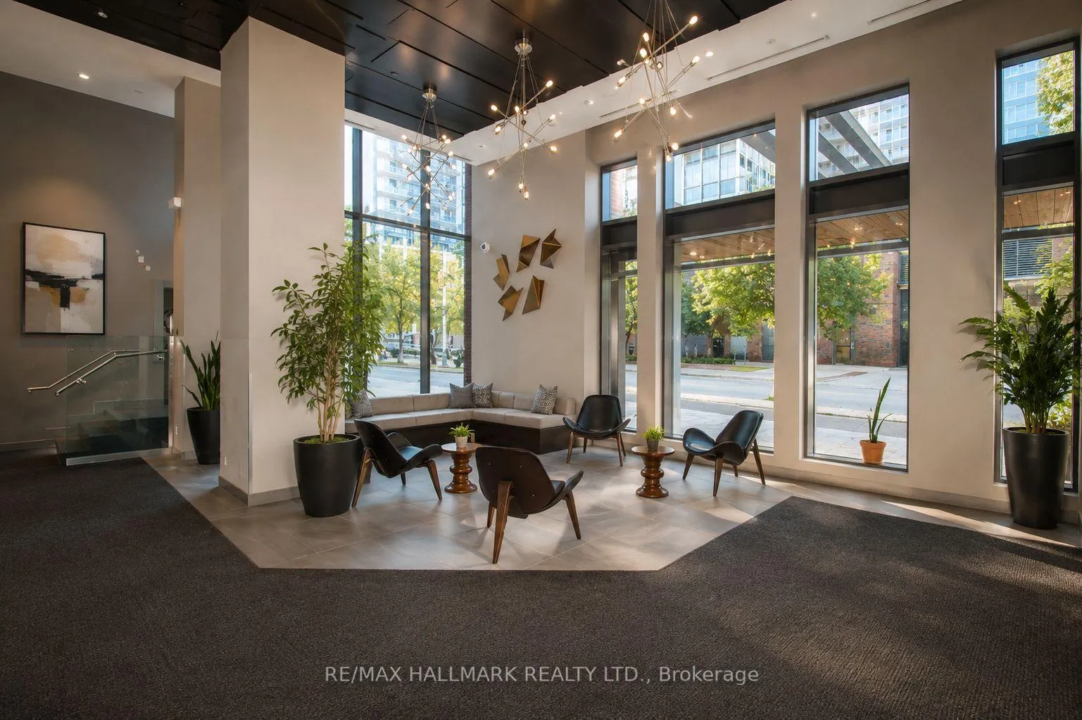 Photo 15 of Unit 2404, 170 Sumach Street, Toronto, Regent Park — HOMEH