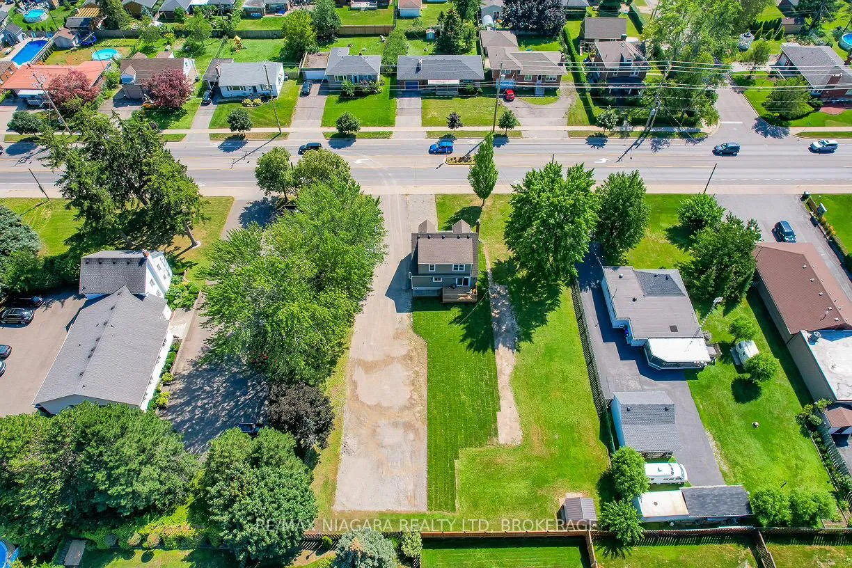 Photo 4 of 186 Thorold Road, Welland, N. Welland — HOMEH