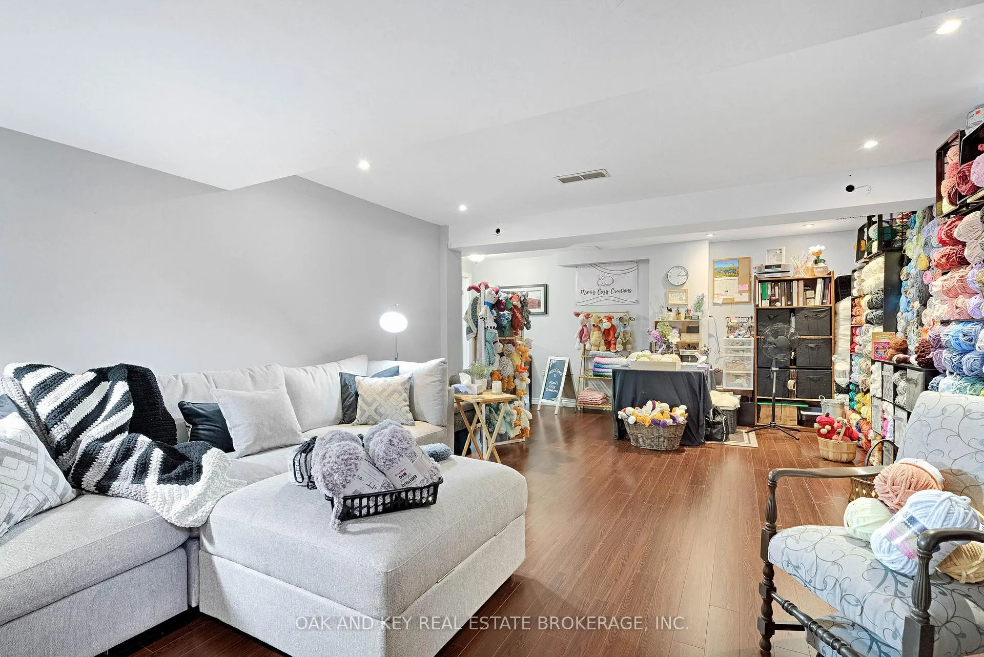 Photo 39 of 54 Napoleon Drive, London, East I — HOMEH