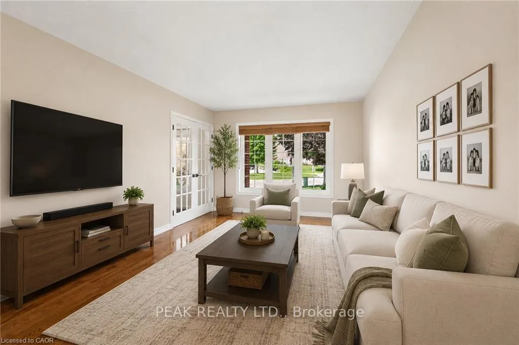 Photo 8 of 44 Tami Court, Kitchener, Grand River North — HOMEH