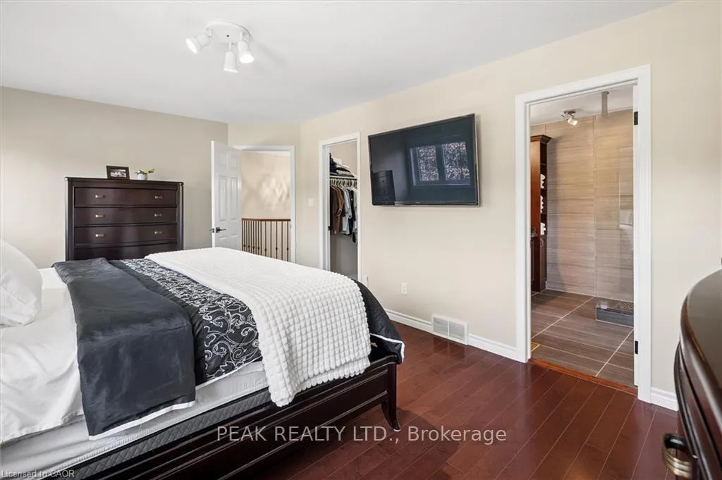 Photo 22 of 44 Tami Court, Kitchener, Grand River North — HOMEH