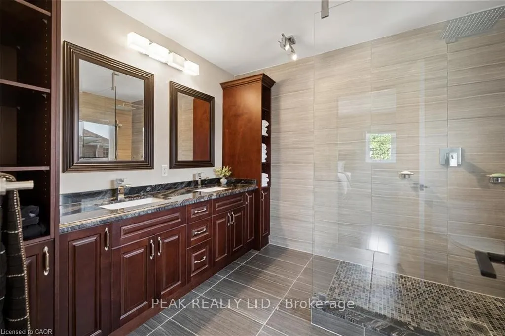 Photo 23 of 44 Tami Court, Kitchener, Grand River North — HOMEH