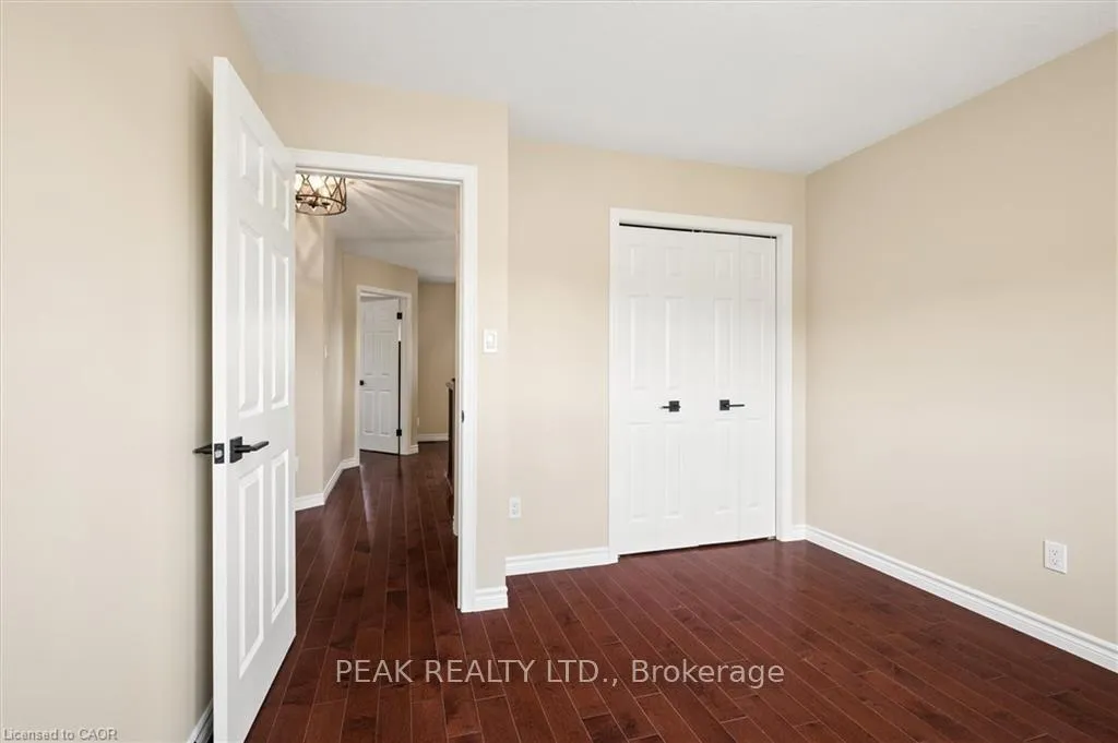 Photo 24 of 44 Tami Court, Kitchener, Grand River North — HOMEH