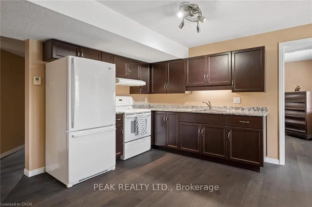 Photo 30 of 44 Tami Court, Kitchener, Grand River North — HOMEH