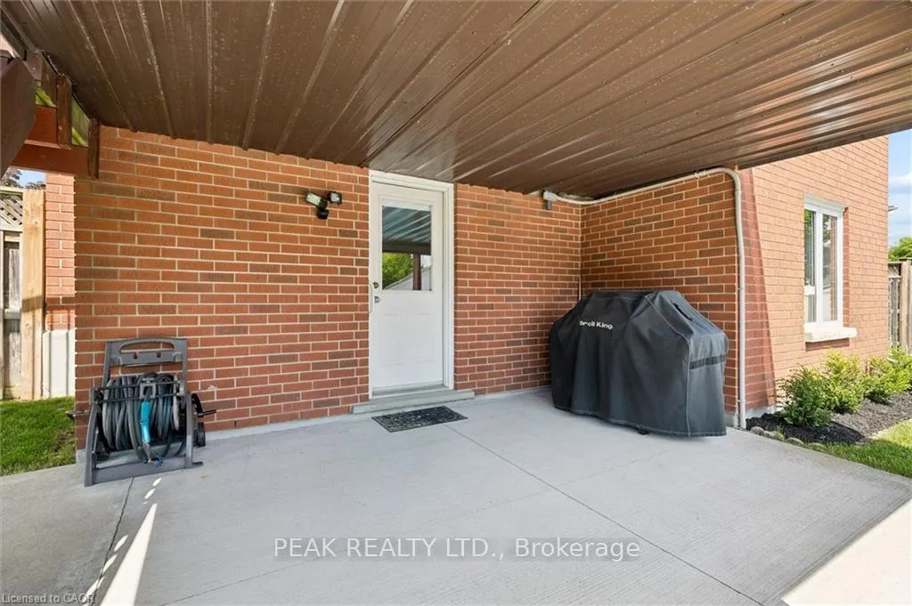 Photo 38 of 44 Tami Court, Kitchener, Grand River North — HOMEH