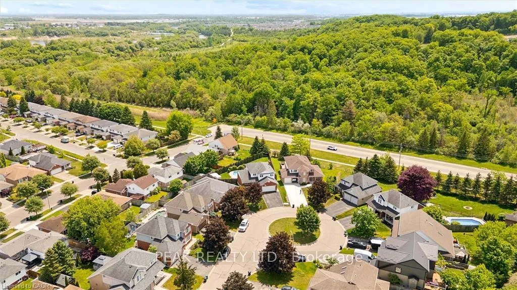 Photo 44 of 44 Tami Court, Kitchener, Grand River North — HOMEH