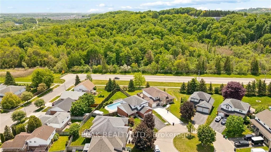 Photo 47 of 44 Tami Court, Kitchener, Grand River North — HOMEH
