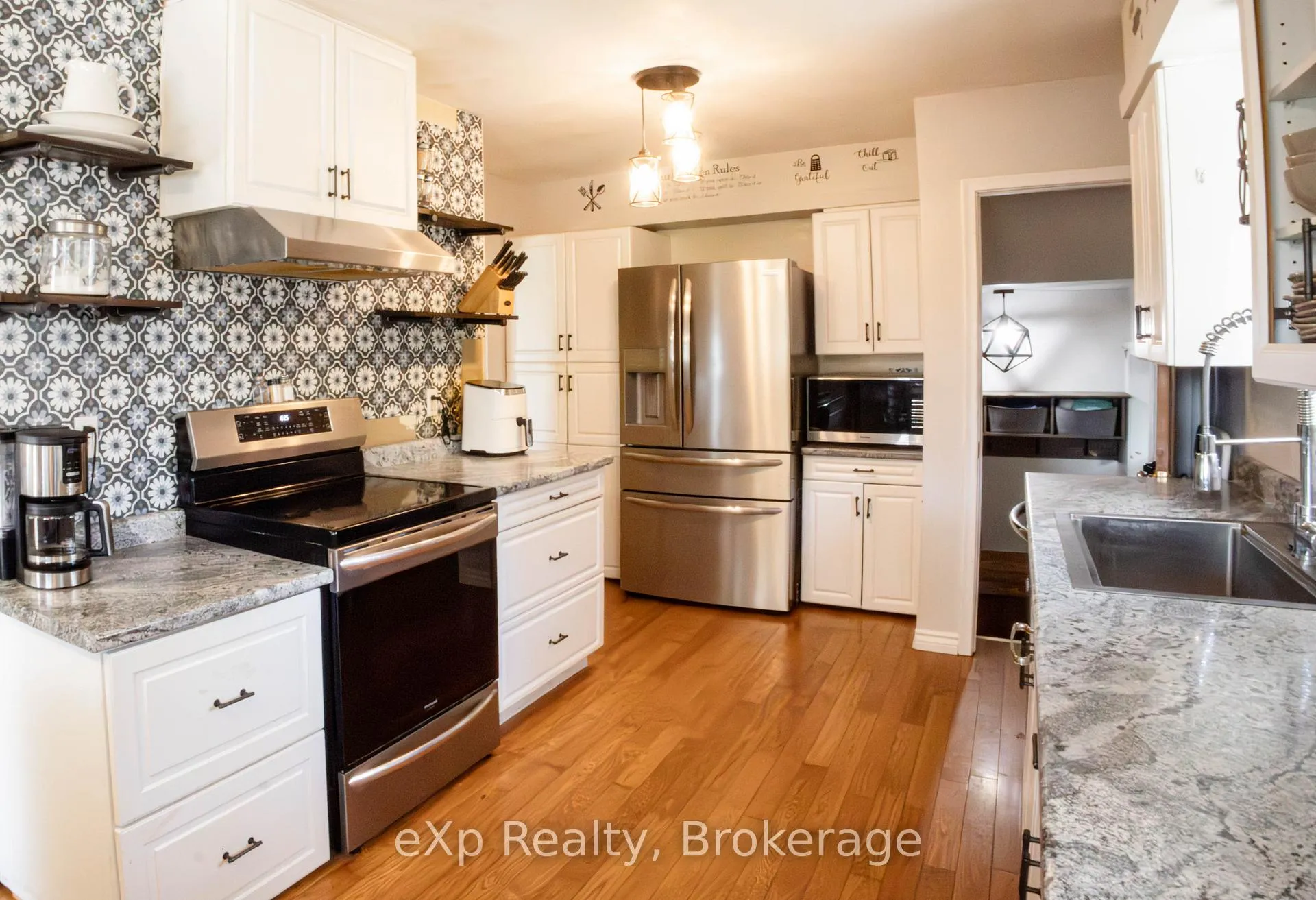 Photo 13 of 64 Raglan Street W, Minto — HOMEH