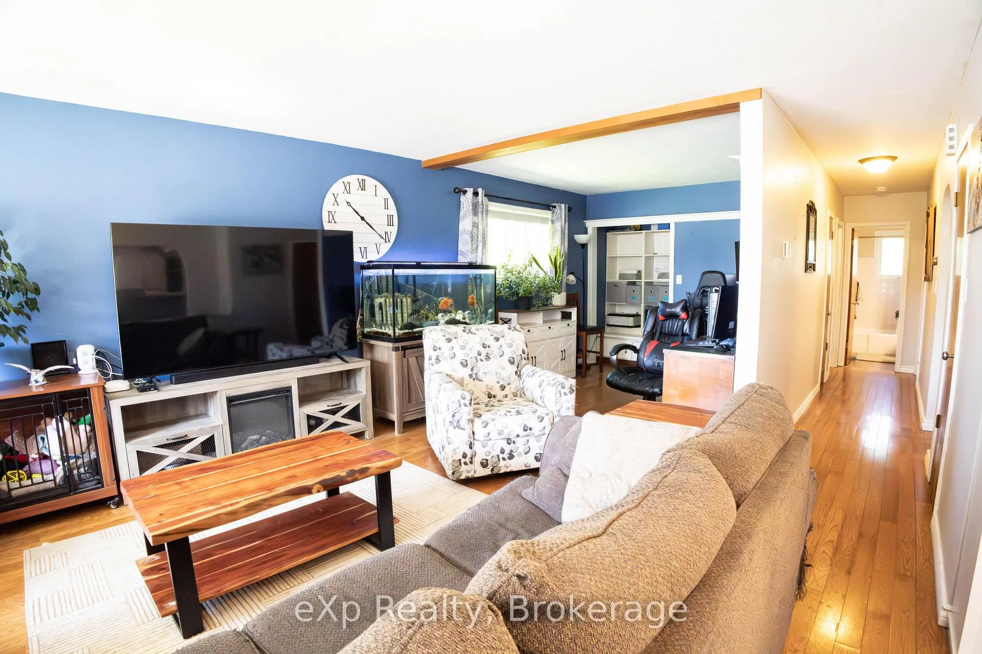 Photo 15 of 64 Raglan Street W, Minto — HOMEH