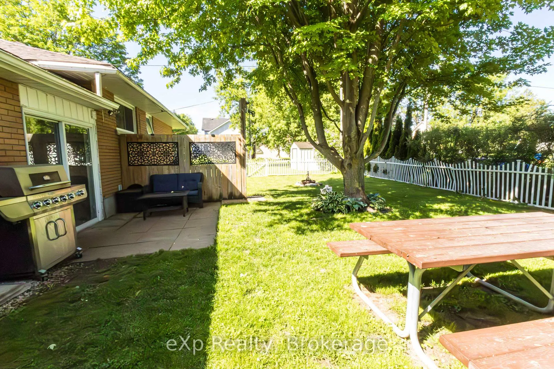 Photo 26 of 64 Raglan Street W, Minto — HOMEH
