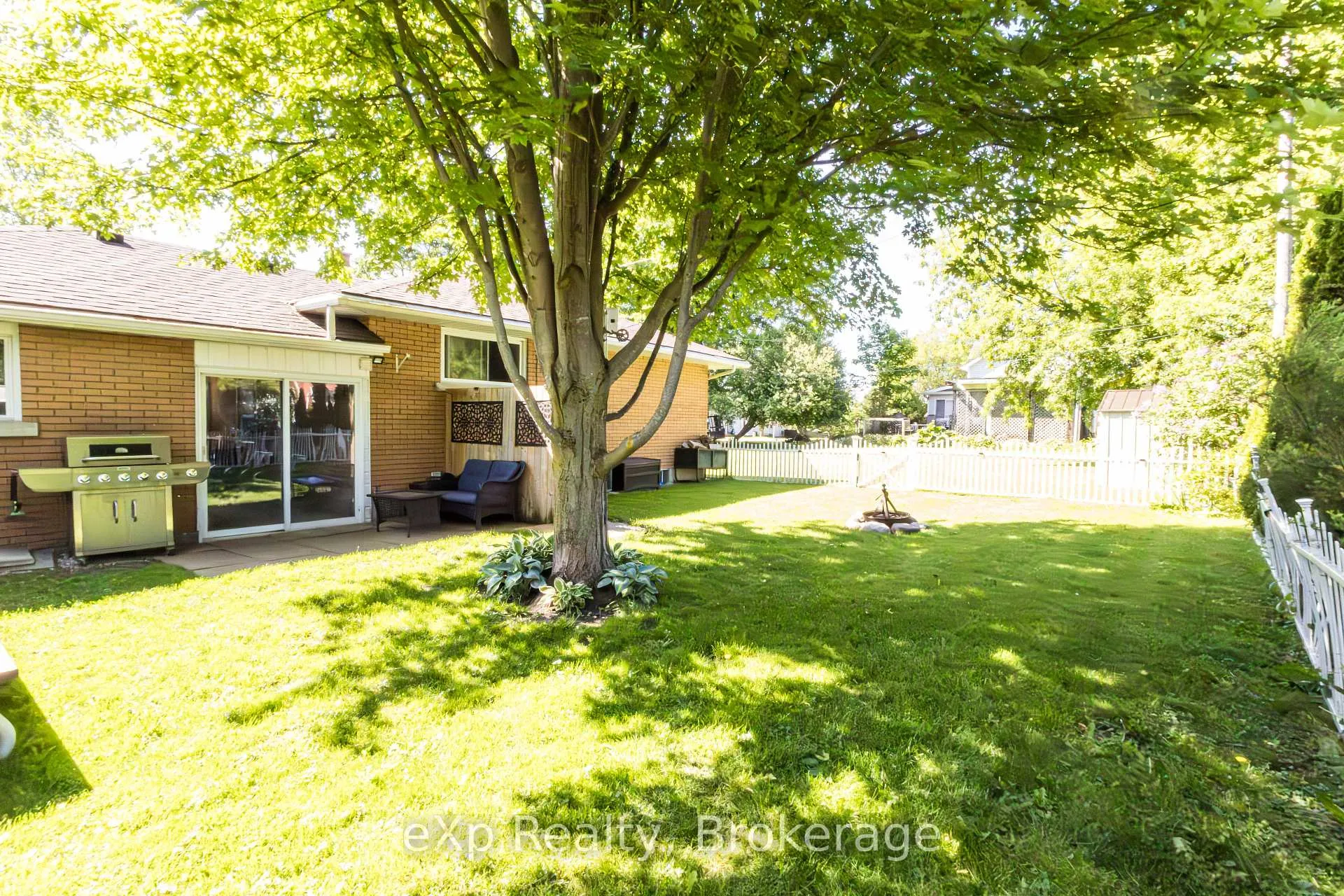 Photo 27 of 64 Raglan Street W, Minto — HOMEH