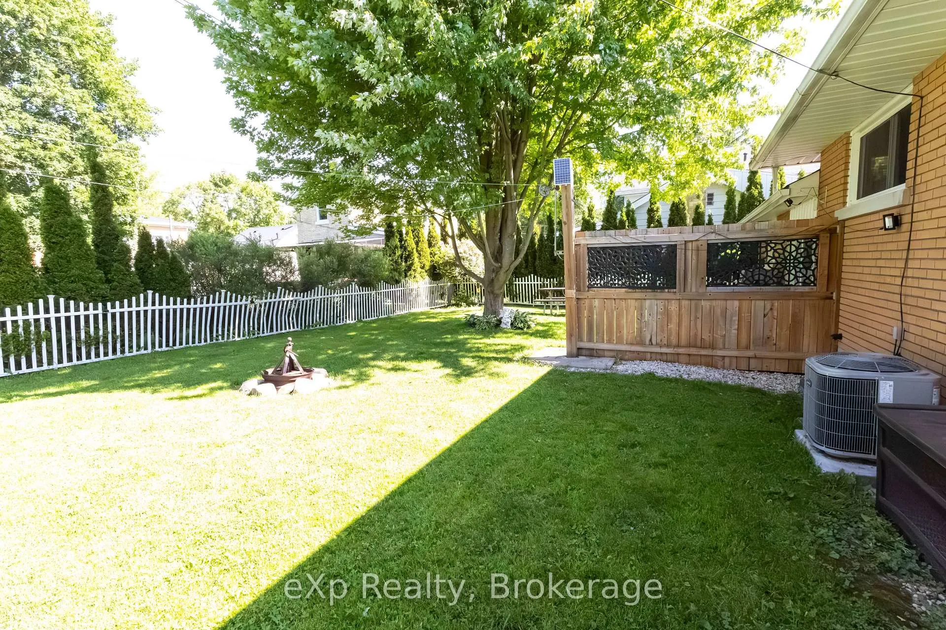 Photo 29 of 64 Raglan Street W, Minto — HOMEH