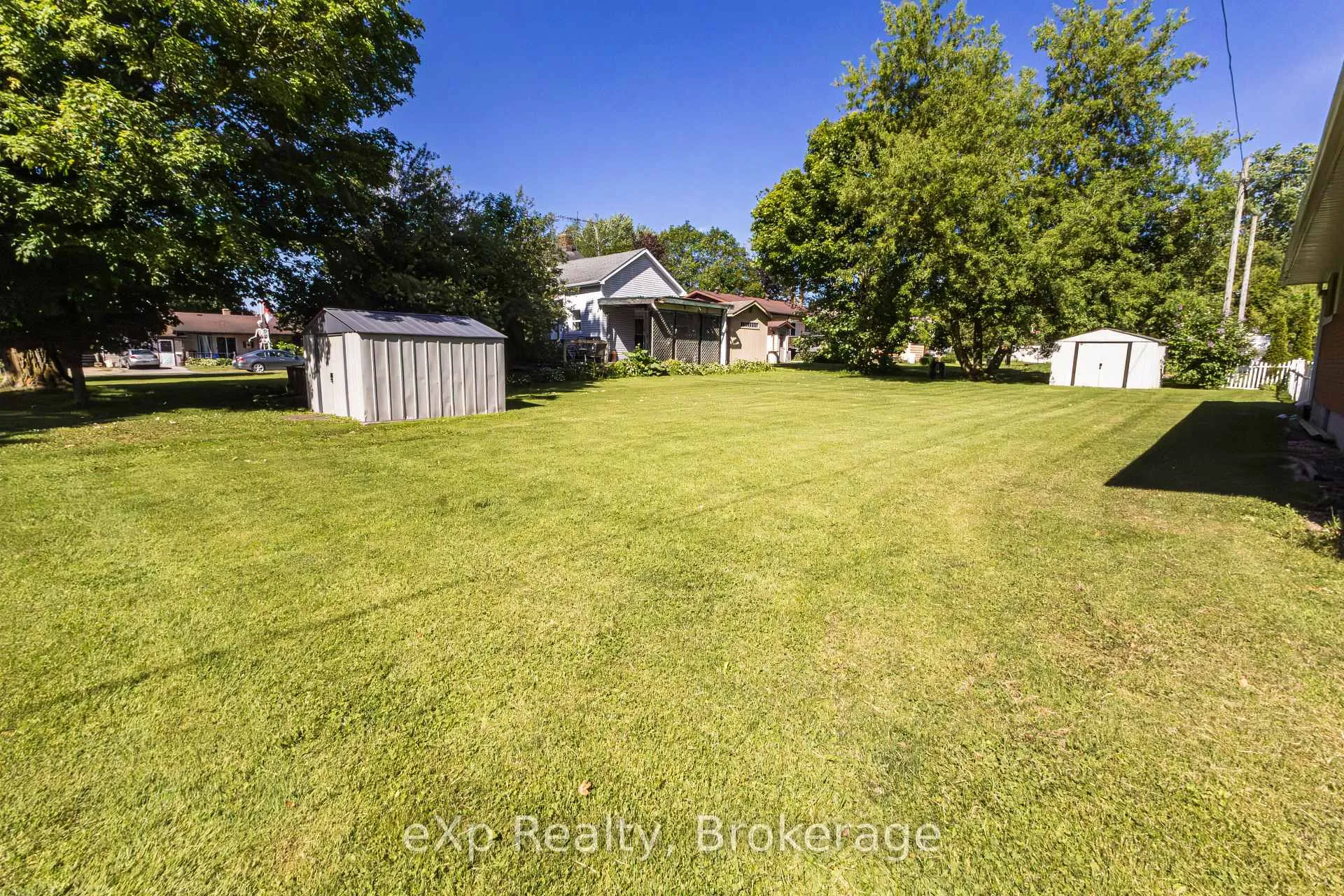 Photo 30 of 64 Raglan Street W, Minto — HOMEH