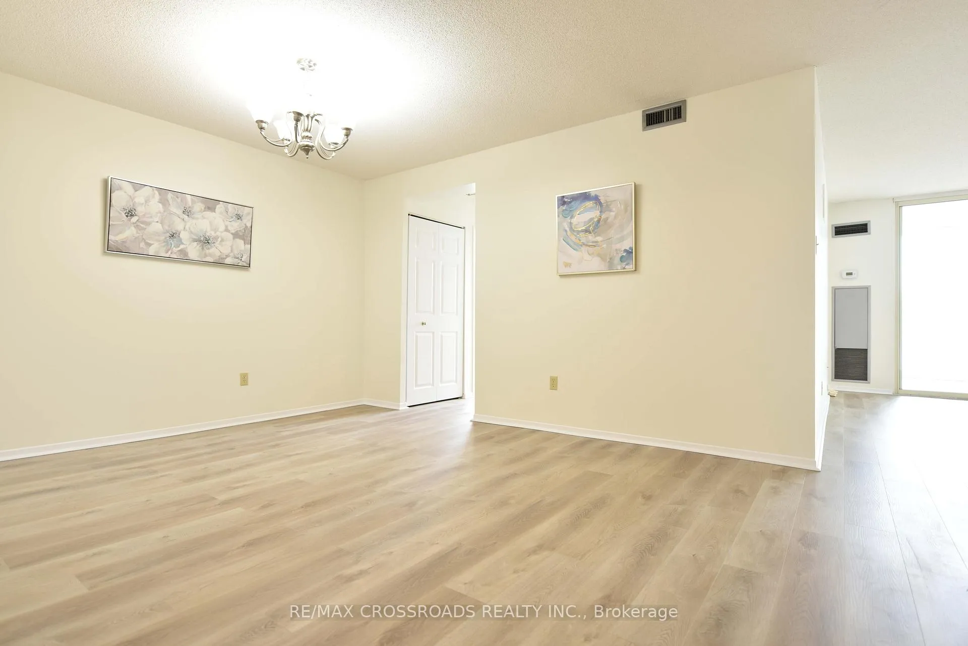 Photo 6 of Unit #301, 55 Austin Drive, Markham, Markville — HOMEH