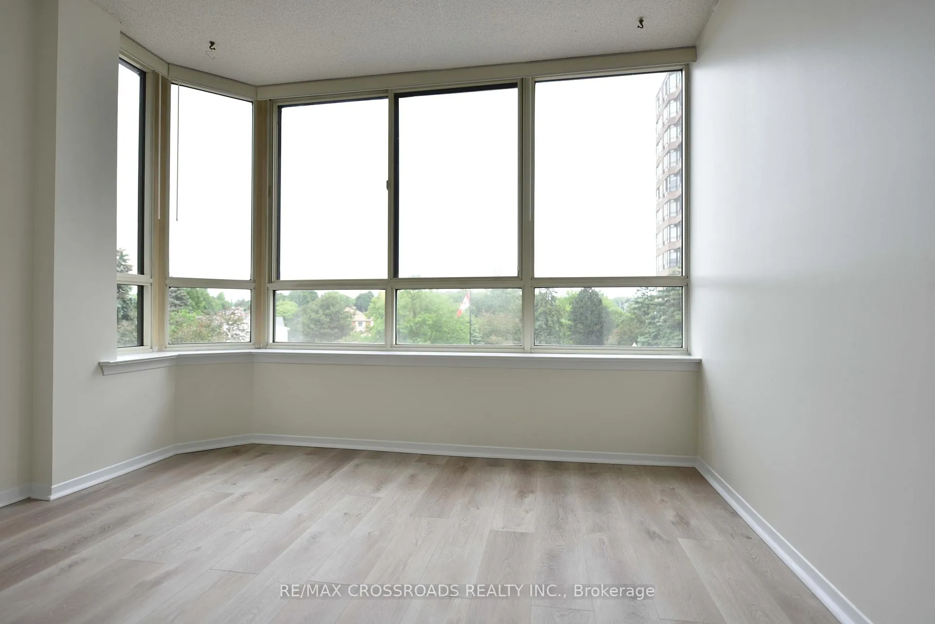 Photo 8 of Unit #301, 55 Austin Drive, Markham, Markville — HOMEH