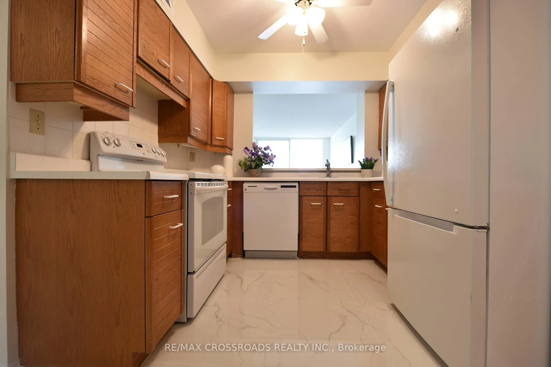 Photo 10 of Unit #301, 55 Austin Drive, Markham, Markville — HOMEH