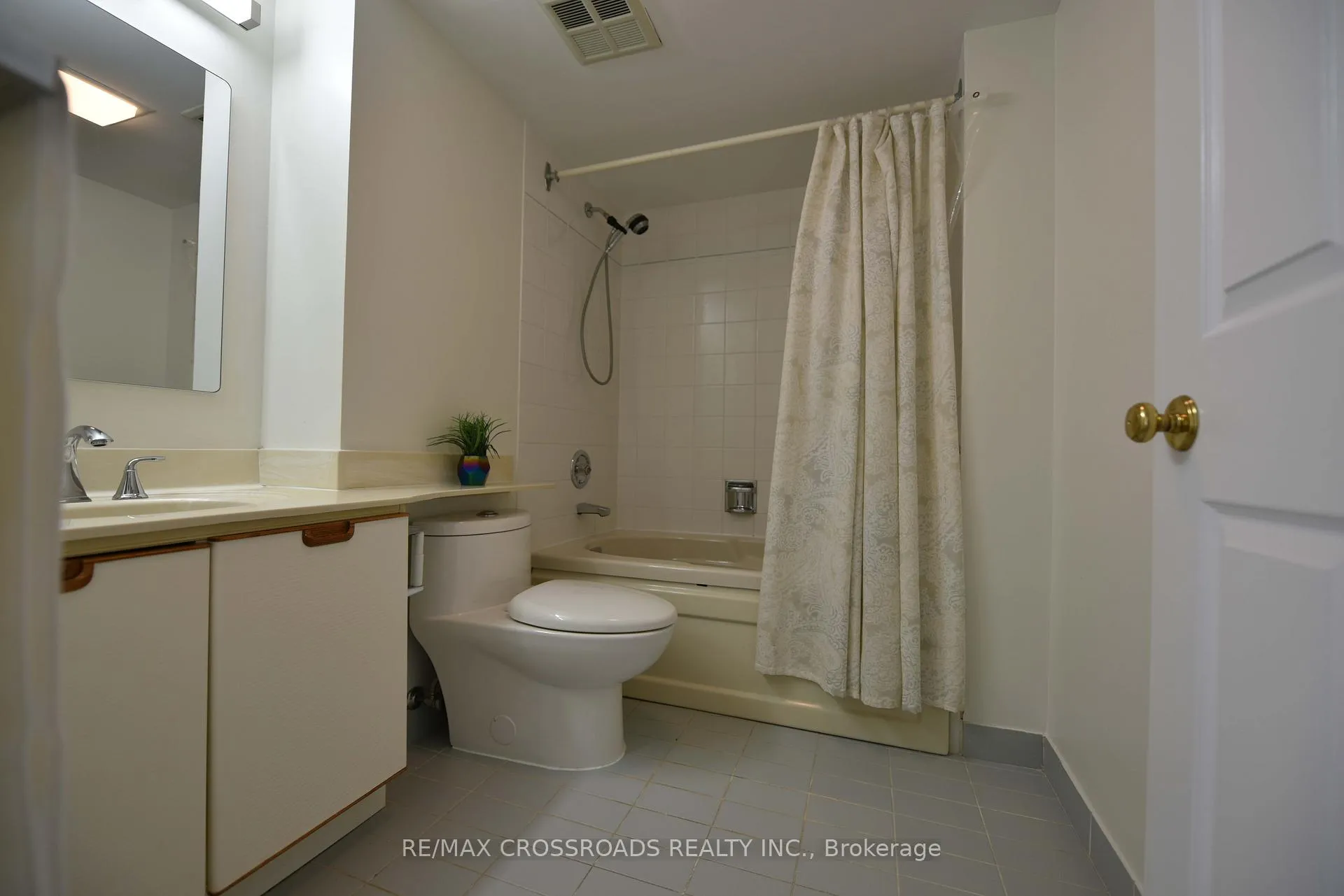 Photo 16 of Unit #301, 55 Austin Drive, Markham, Markville — HOMEH