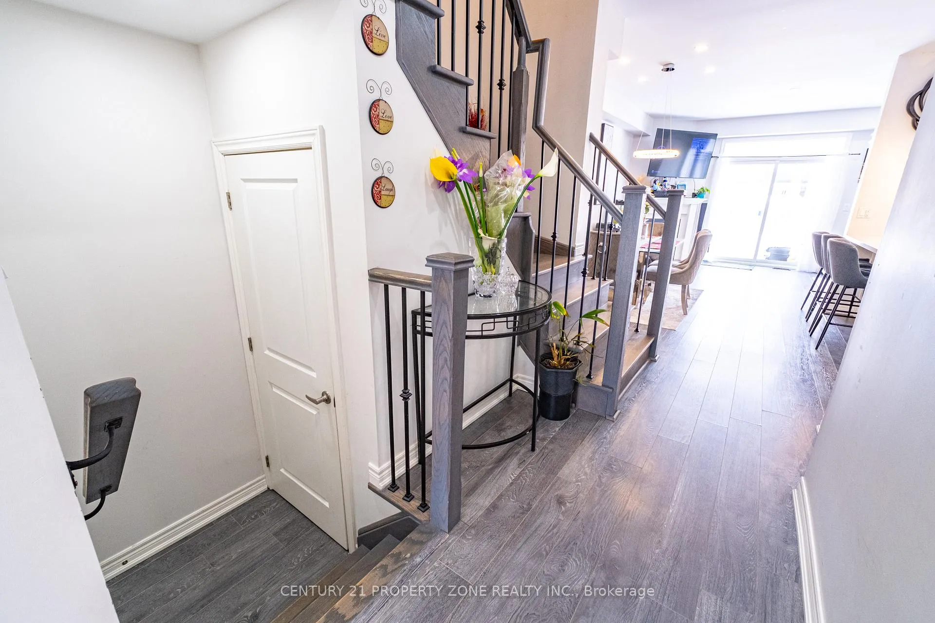 Photo 7 of 22 Churchlea Mews, Orillia — HOMEH