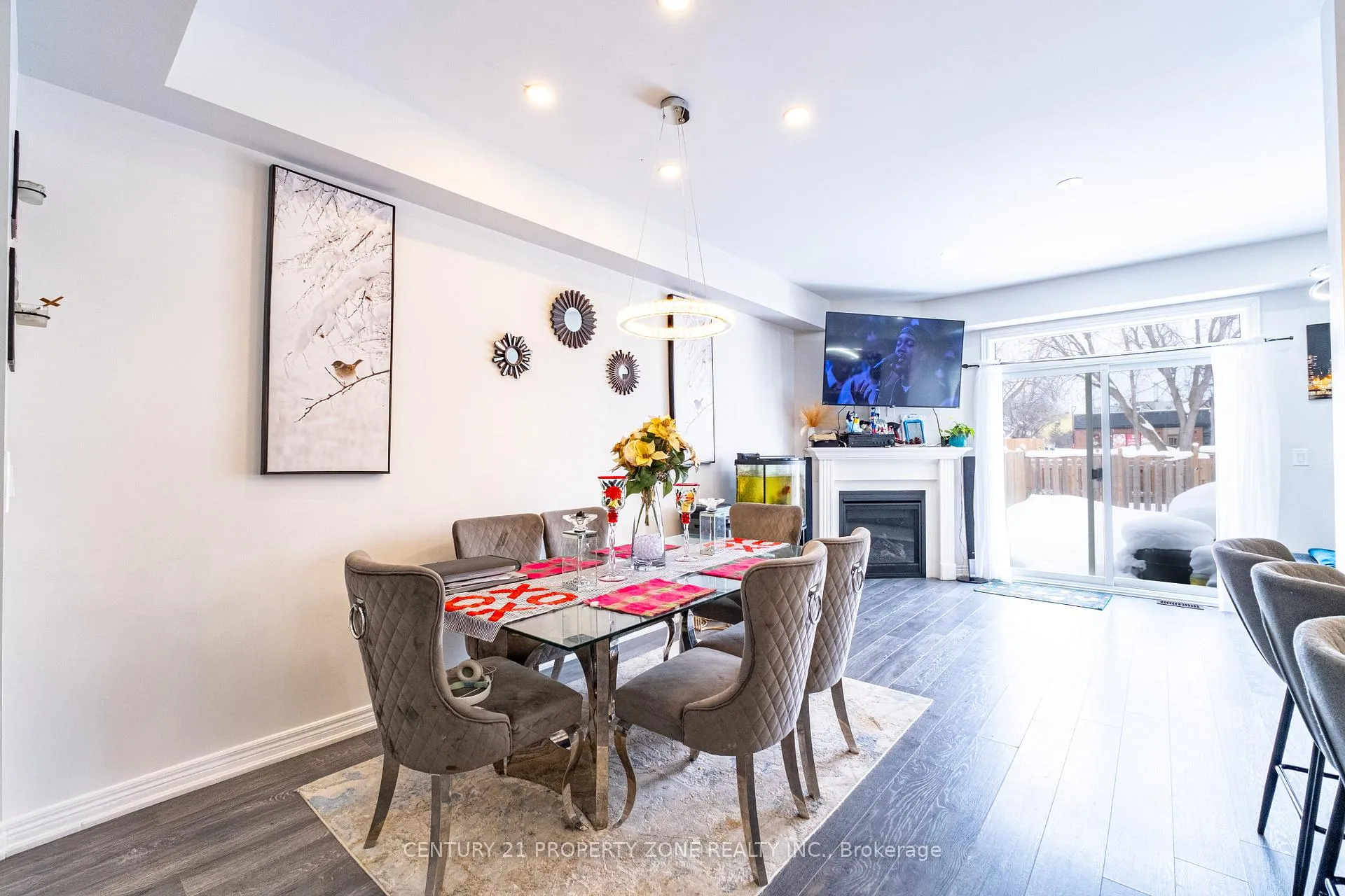 Photo 8 of 22 Churchlea Mews, Orillia — HOMEH