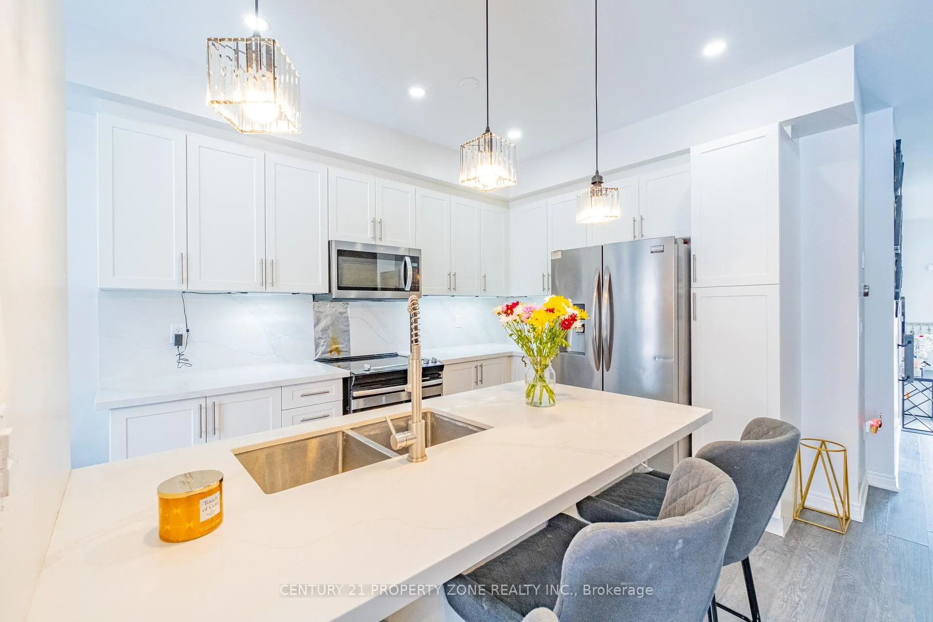 Photo 13 of 22 Churchlea Mews, Orillia — HOMEH