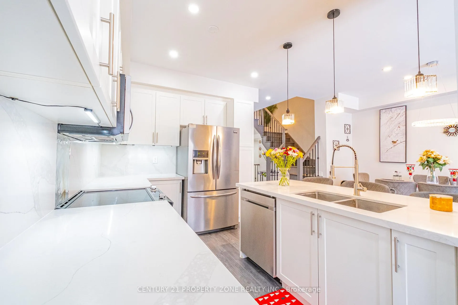 Photo 14 of 22 Churchlea Mews, Orillia — HOMEH