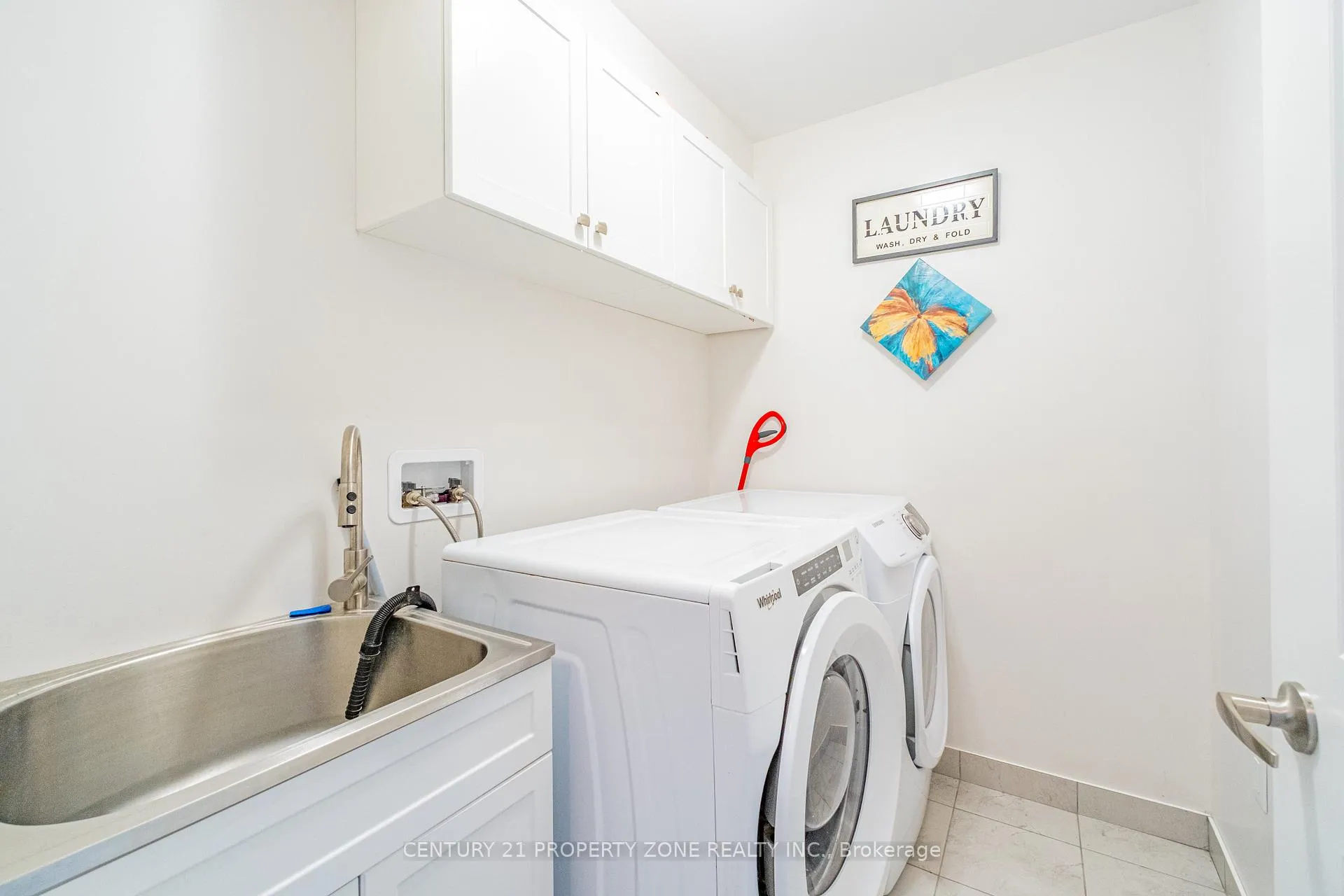 Photo 30 of 22 Churchlea Mews, Orillia — HOMEH