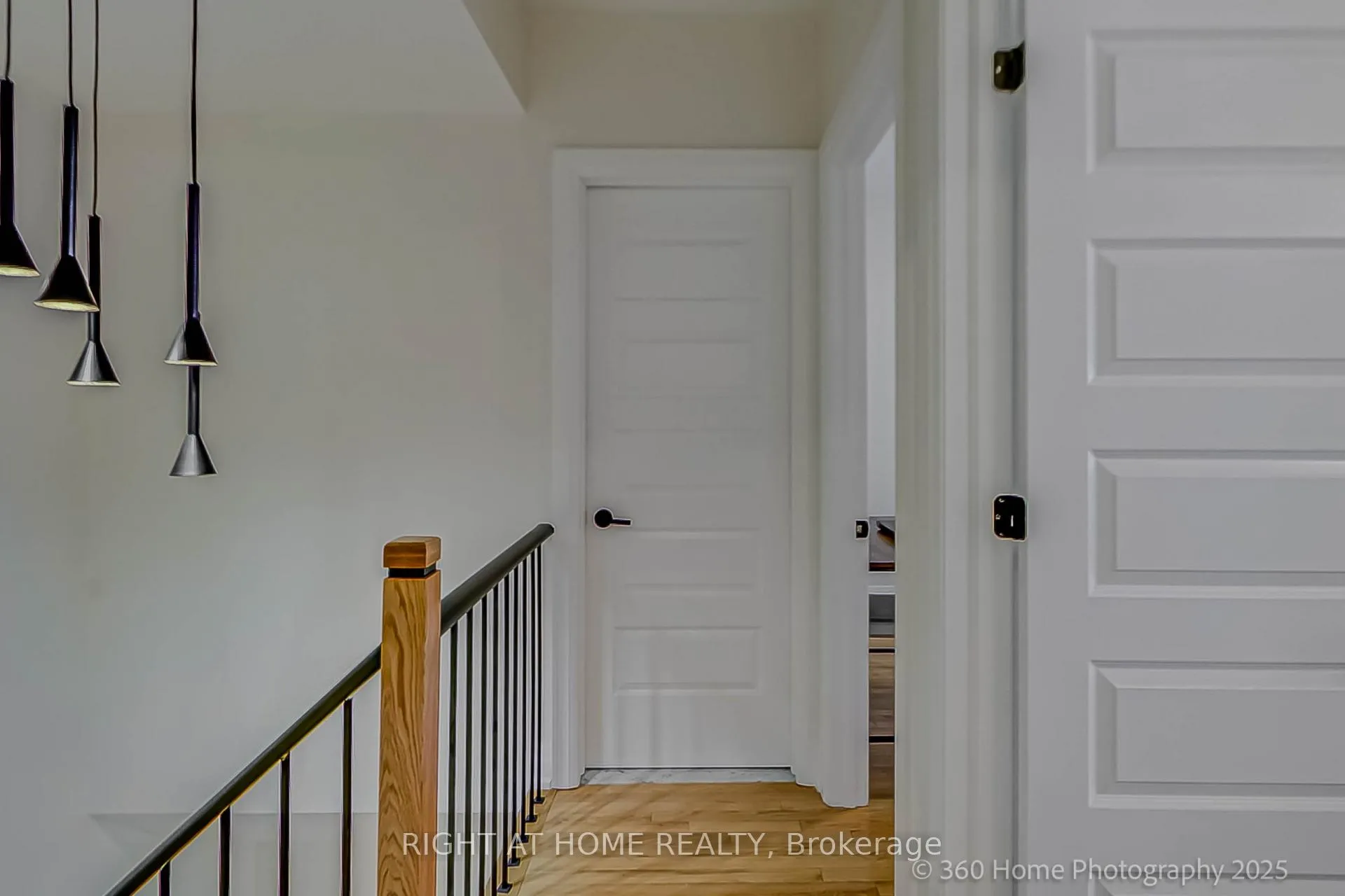 Photo 12 of Unit 31, 8169 Kipling Avenue, Vaughan, West Woodbridge — HOMEH