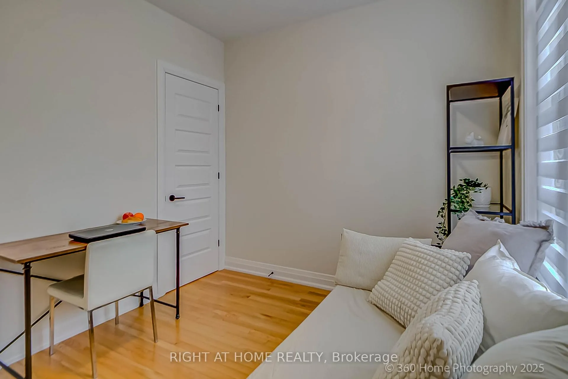 Photo 16 of Unit 31, 8169 Kipling Avenue, Vaughan, West Woodbridge — HOMEH