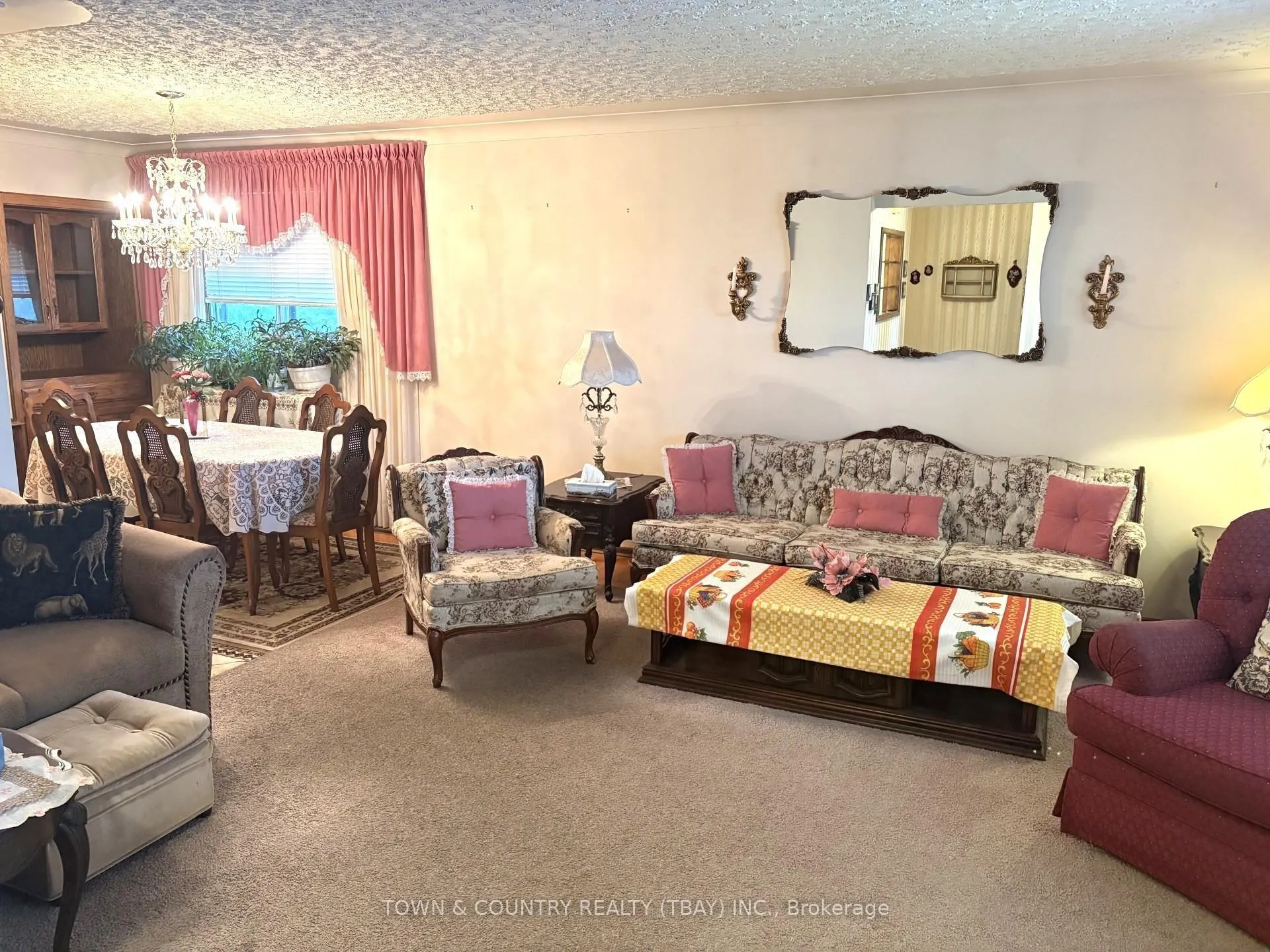 Photo 2 of 518 Edward St N, Thunder Bay, Northwood Park — HOMEH