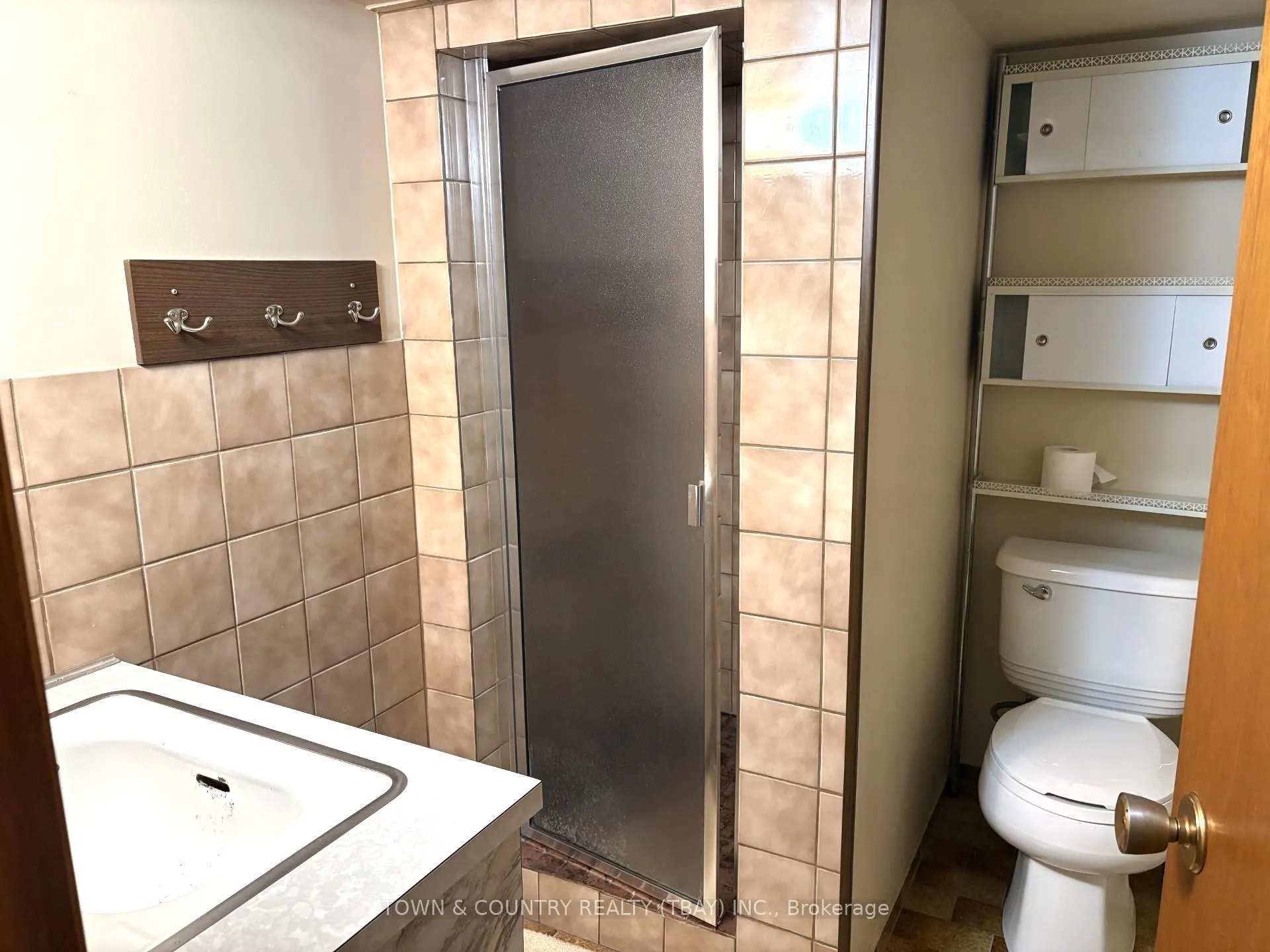 Photo 16 of 518 Edward St N, Thunder Bay, Northwood Park — HOMEH