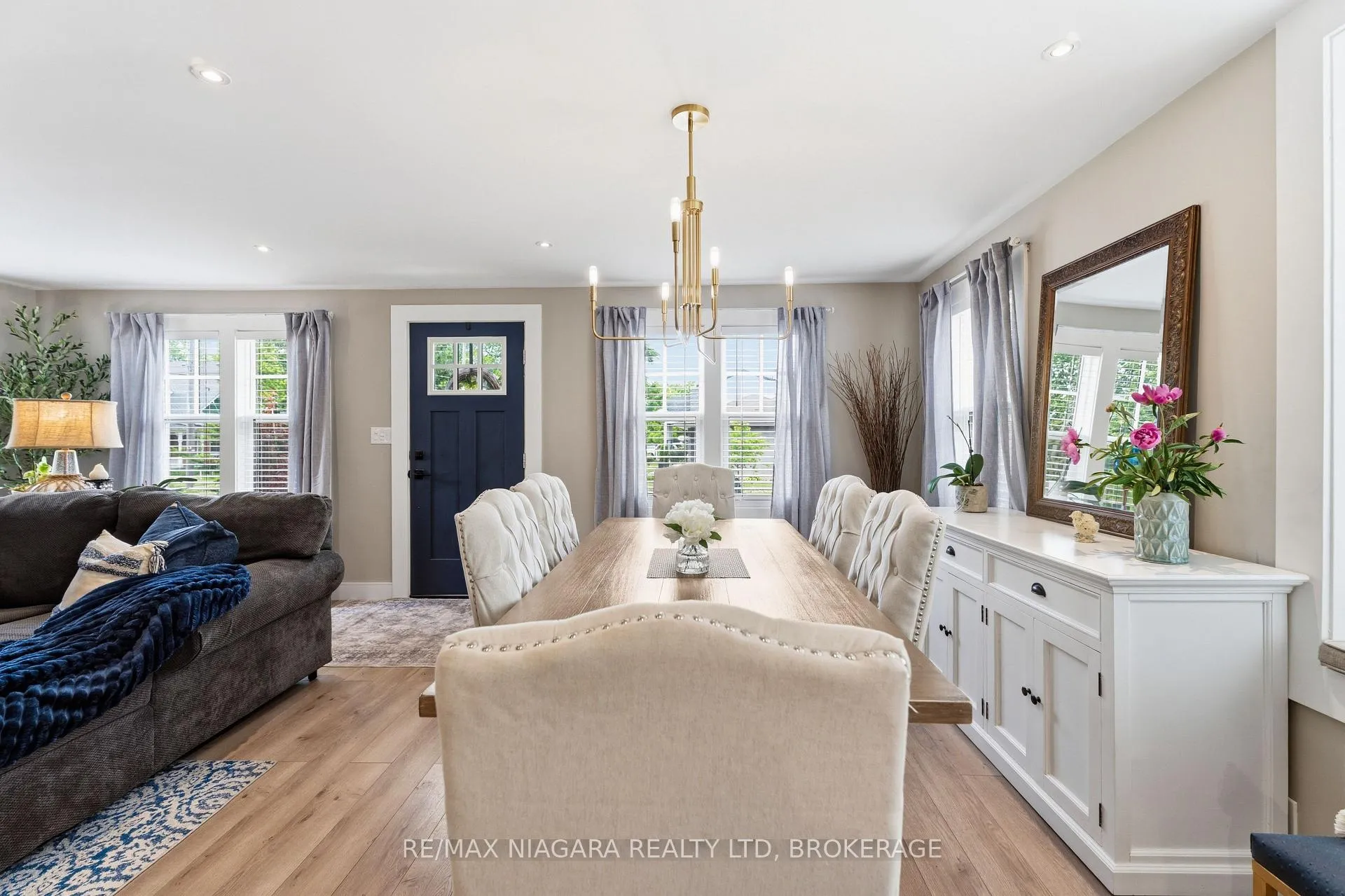 Photo 4 of 29 Johnston Street, St. Catharines, Port Dalhousie — HOMEH