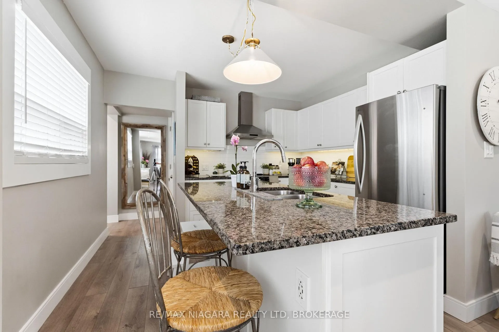 Photo 10 of 29 Johnston Street, St. Catharines, Port Dalhousie — HOMEH