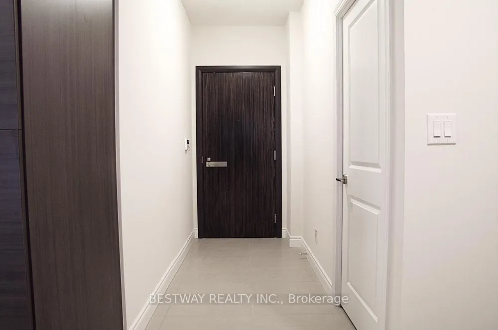 Photo 3 of Unit 711, 277 South Park Road, Markham, Commerce Valley — HOMEH