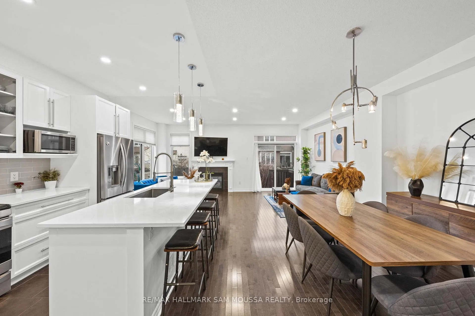 Photo 9 of 185 Flat Sedge Crescent, Ottawa, Blossom Park/Kemp Park/Findlay Creek — HOMEH