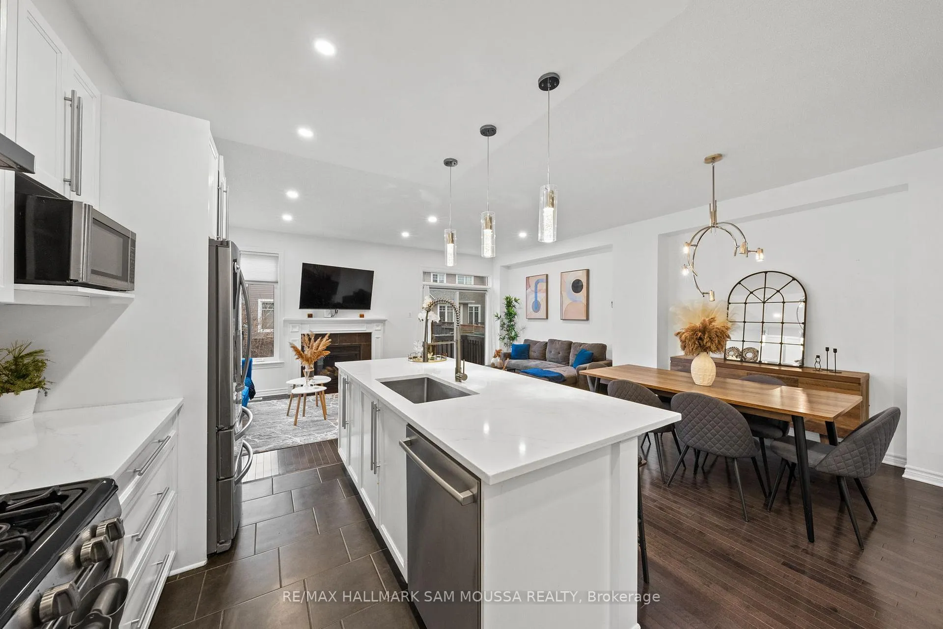 Photo 14 of 185 Flat Sedge Crescent, Ottawa, Blossom Park/Kemp Park/Findlay Creek — HOMEH