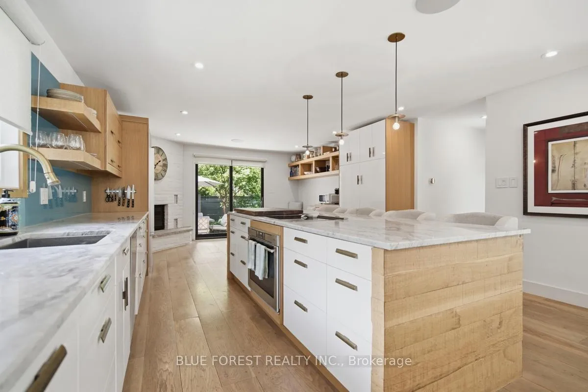 Photo 13 of 2 Hampton Crescent, London, North Q — HOMEH